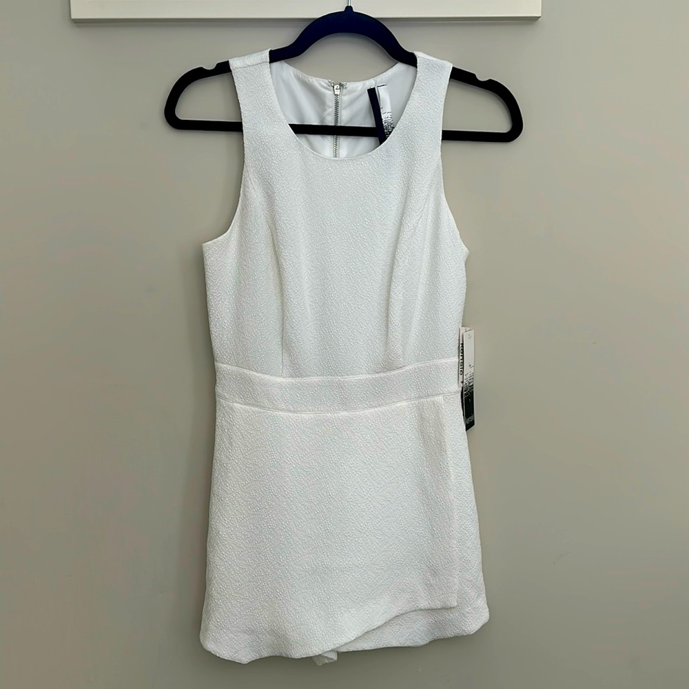 Kensie white XS mini romper
